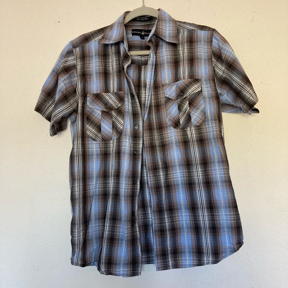 🎉Free with Purchase!🎉 plaid button-up - Picture 3 of 6